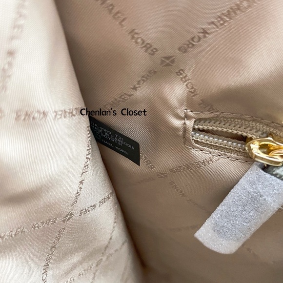 🌿NeW! Michael Kors Kenly LG Logo Tote Set - Picture 10 of 10